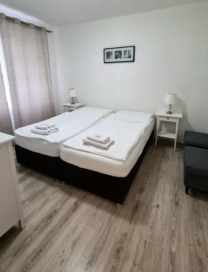 Hotel Union Louny Bagian luar foto