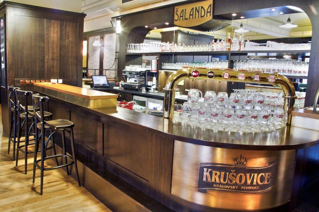Hotel Union Louny Bagian luar foto