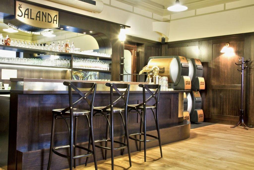 Hotel Union Louny Bagian luar foto