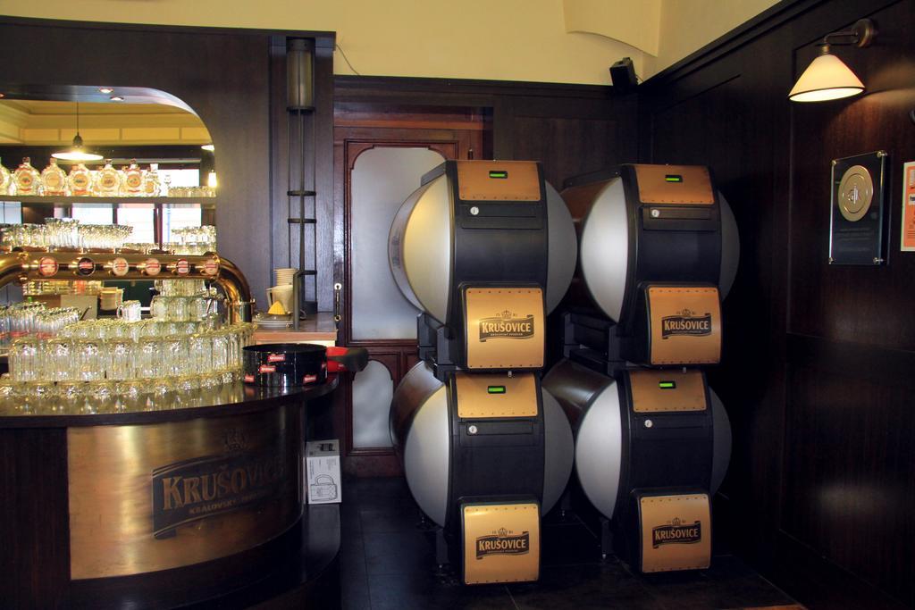 Hotel Union Louny Bagian luar foto