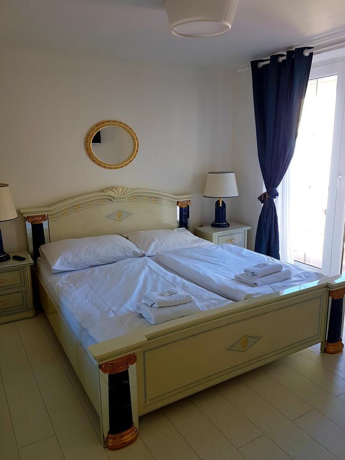 Hotel Union Louny Bagian luar foto
