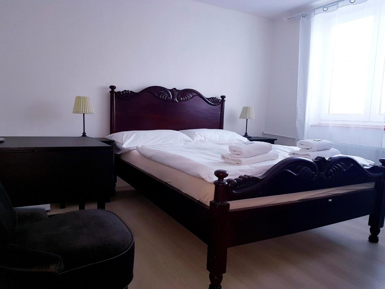 Hotel Union Louny Bagian luar foto